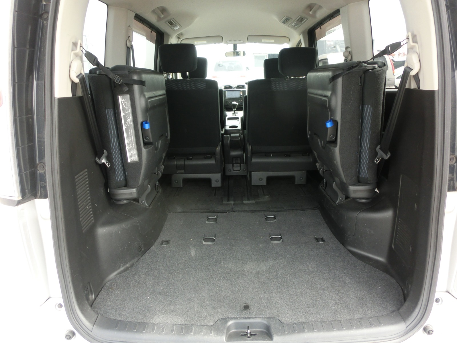 2012 Nissan Serena